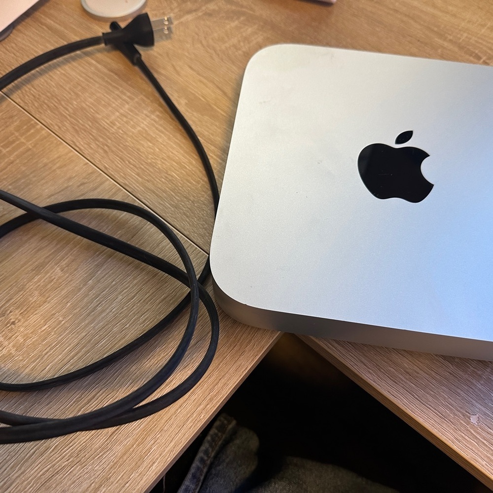 Apple Mac Mini with Power Cord
